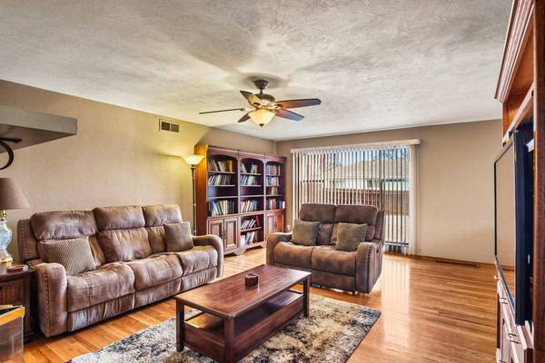 4716 Twin Oaks DR, Tracy, CA 95377