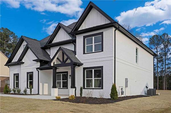 1011 Nours CIR, Lawrenceville, GA 30045