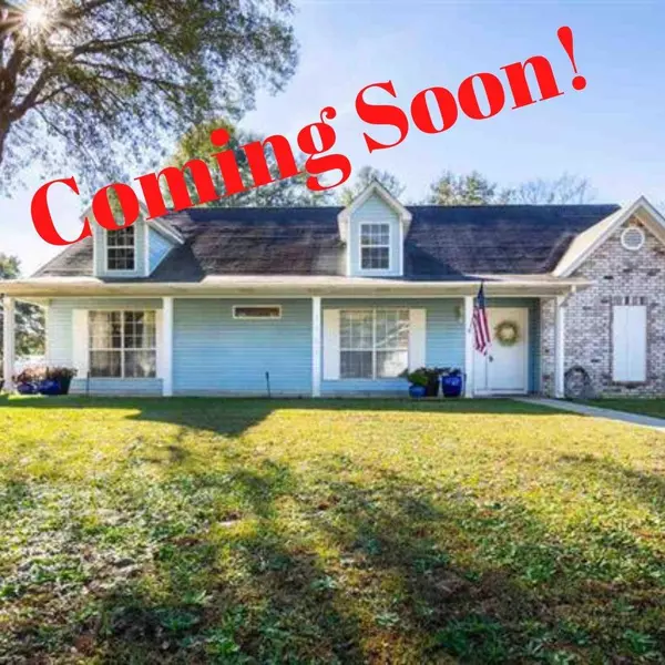 1750 Donegal Dr, Cantonment, FL 32533