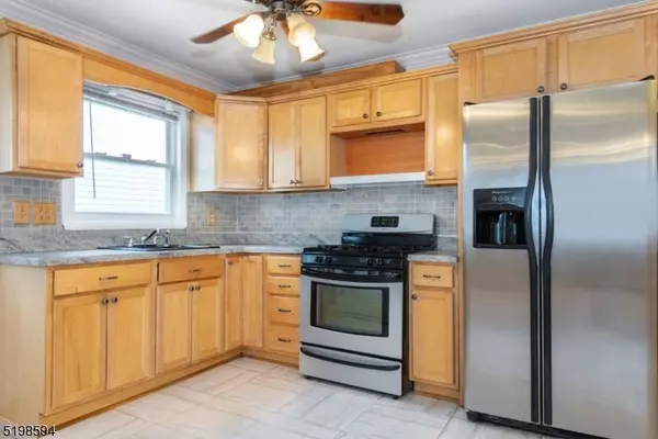 54 Clifton Blvd, Clifton City, NJ 07011