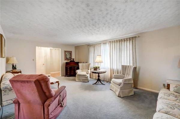 415 Sherwood Park Drive, Springfield, OH 45505