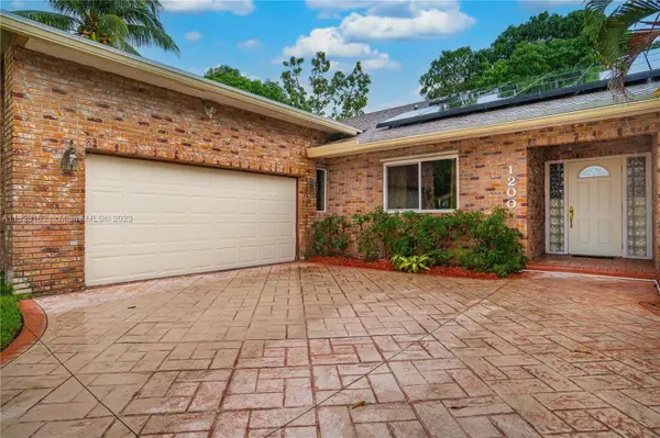 1200 NW 78th Ave, Plantation, FL 33322