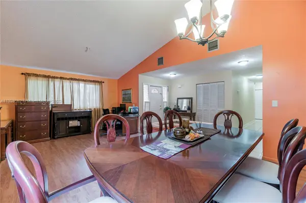 1200 NW 78th Ave, Plantation, FL 33322