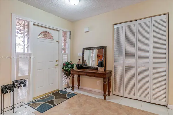 1200 NW 78th Ave, Plantation, FL 33322