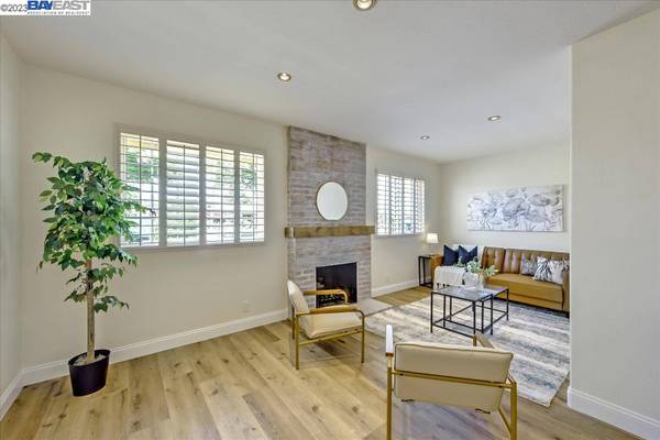 6974 Rochelle Ave, Newark, CA 94560