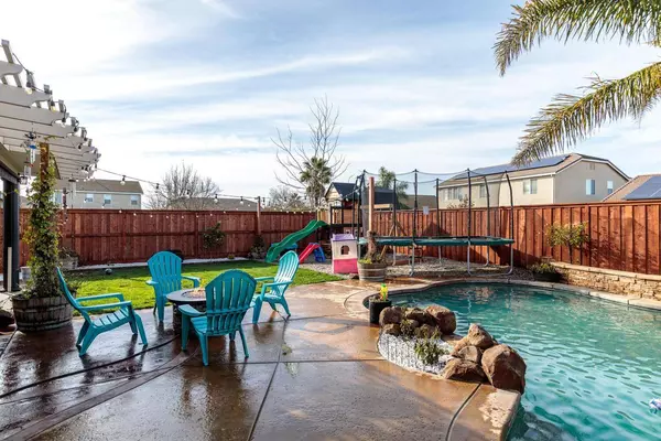 1968 Branding Iron WAY, Plumas Lake, CA 95961