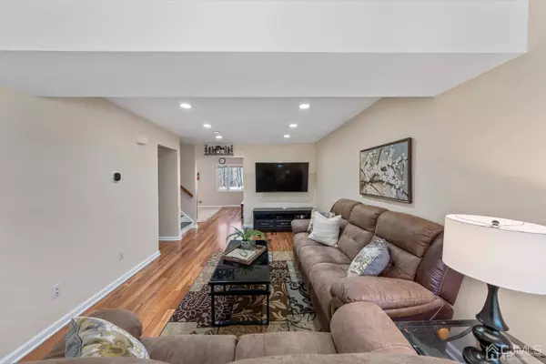 540 Elsie AVE, South Plainfield, NJ 07080