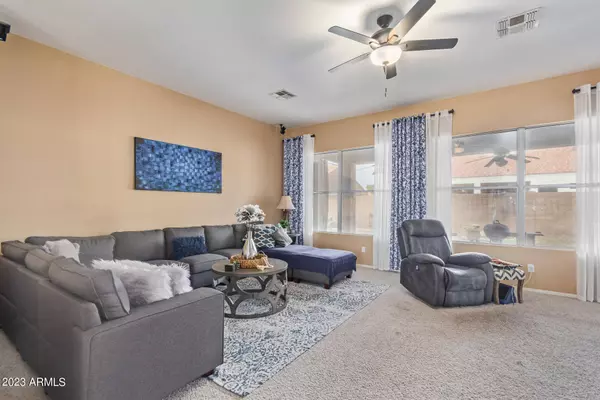 9560 E IRWIN Avenue, Mesa, AZ 85209