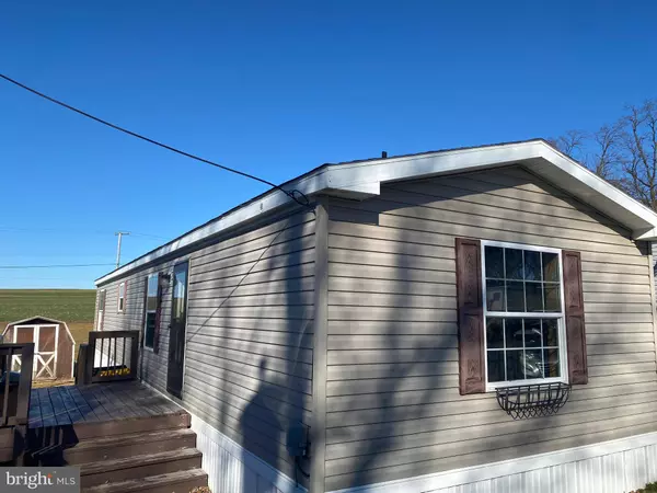 961 RETTEW MILL RD, Ephrata, PA 17522