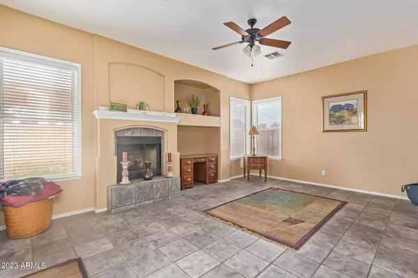 9560 E IRWIN Avenue, Mesa, AZ 85209