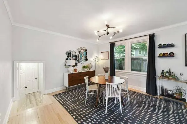 6200 FONTAINEBLEAU DR, New Orleans, LA 70125