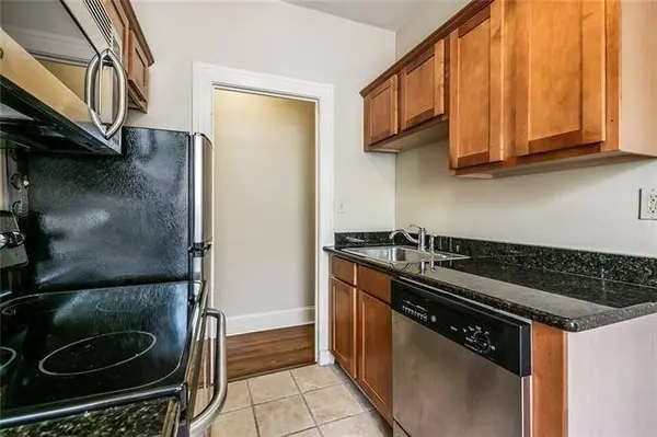 3300 ST CHARLES AVE #17, New Orleans, LA 70130