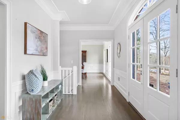 460 Huntcliff GN, Sandy Springs, GA 30350