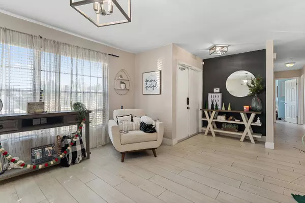 3589 N Libby DR, West Palm Beach, FL 33406