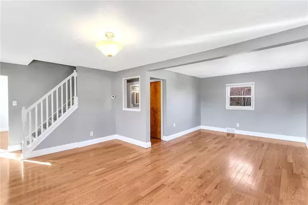 137 Korina Dr, Lower Burrell, PA 15068