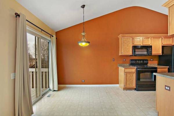 154 Briar Ridge LN, Lake Villa, IL 60046