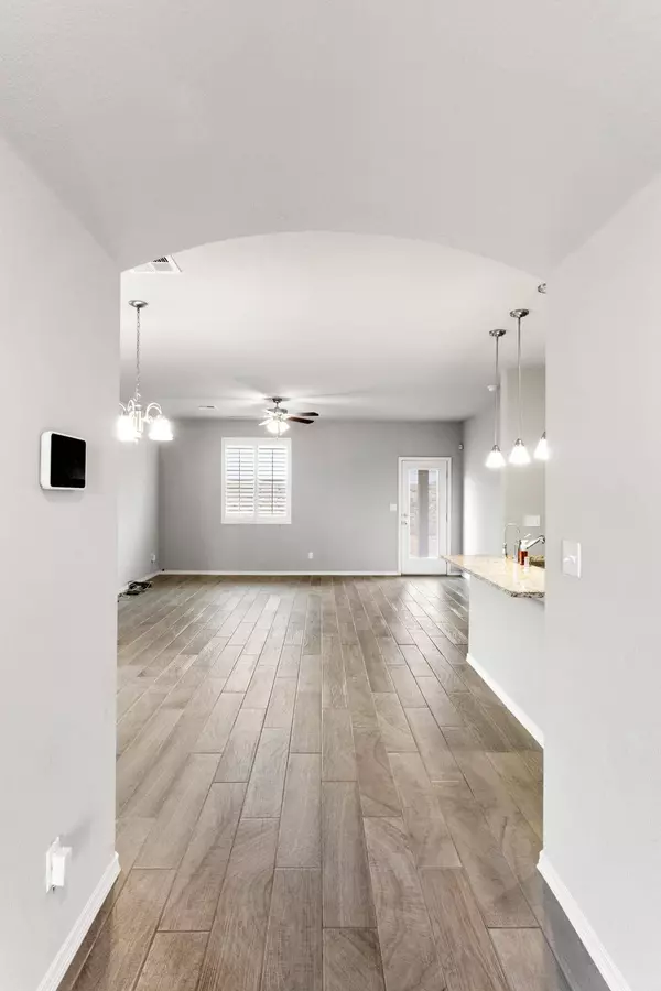 3945 Desert Dunes Drive, El Paso, TX 79938