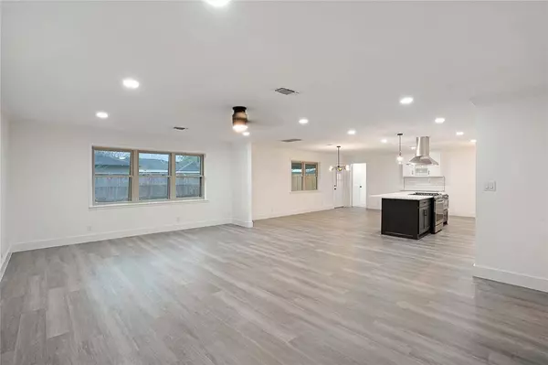 11030 Endicott LN, Houston, TX 77035