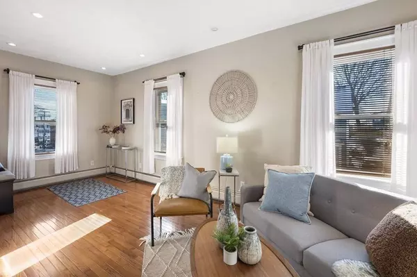 19 School St #2, Beverly, MA 01915