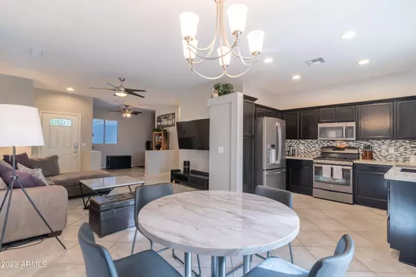 11205 W ALMERIA Road, Avondale, AZ 85392