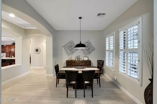 20737 W HOLT Drive, Buckeye, AZ 85396