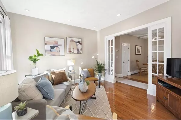 19 School St #2, Beverly, MA 01915