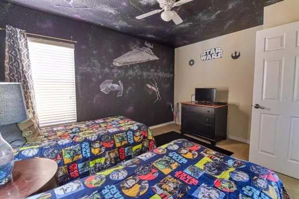 937 ORANGE COSMOS BLVD, Davenport, FL 33837