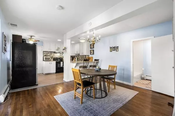 4 Overlea Ave, Peabody, MA 01960