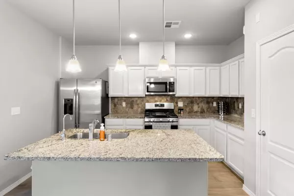 3945 Desert Dunes Drive, El Paso, TX 79938