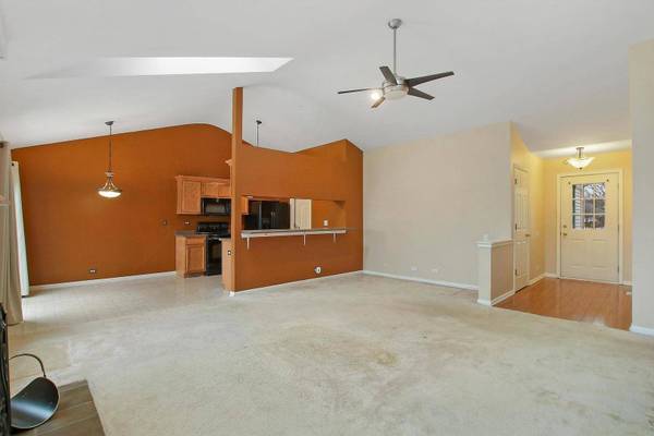 154 Briar Ridge LN, Lake Villa, IL 60046