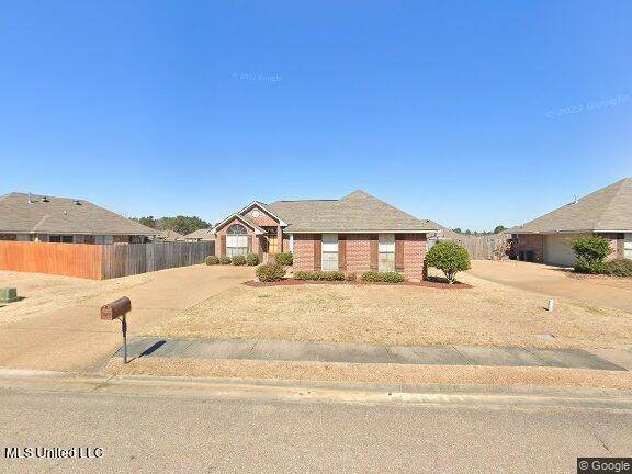 323 Fairview Drive, Brandon, MS 39047