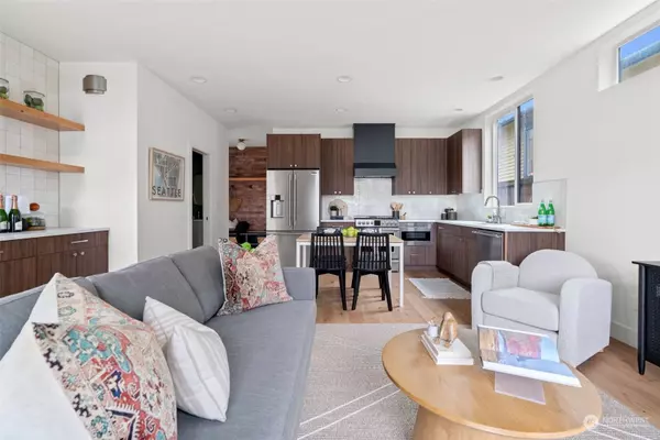 340 17th AVE E, Seattle, WA 98112