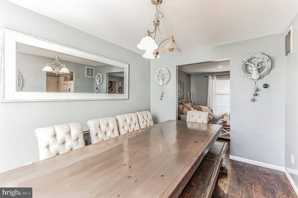 19 FOXTON DR, Atco, NJ 08004