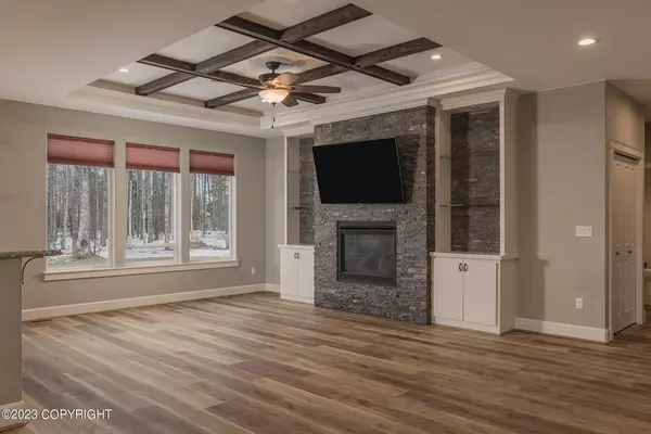 4718 E Mary Martin DR, Wasilla, AK 99654