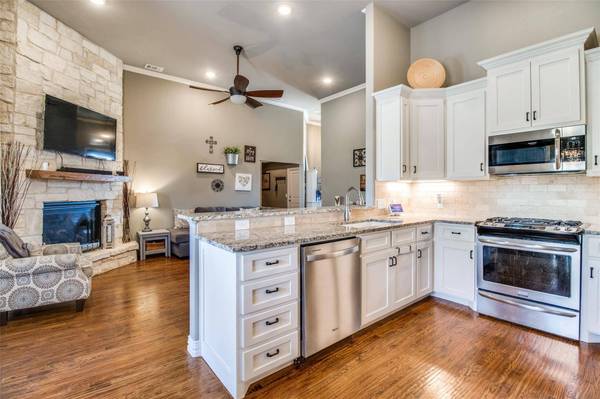 3650 Rosewood, Denison, TX 75020