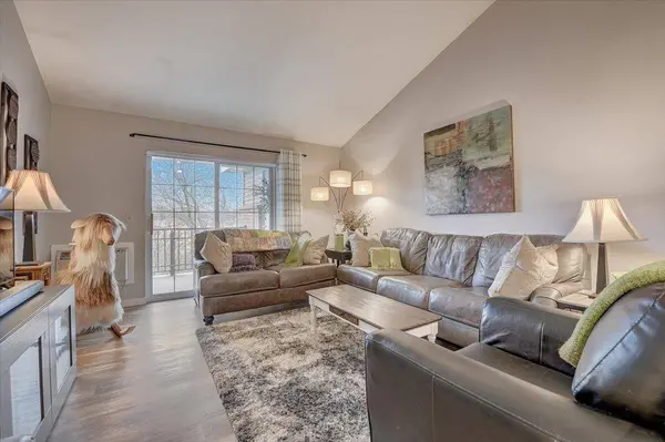 203 Kearney Way #306, Waunakee, WI 53597