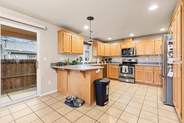 810 Marshall AVE, Medford, OR 97501