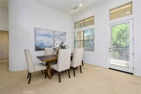 124 Overbrook, Irvine, CA 92620