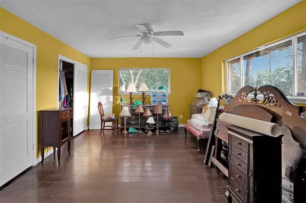 5638 N Braeswood BLVD, Houston, TX 77096