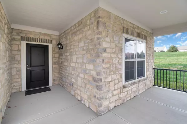 6440 Nature Nook Drive, Lewis Center, OH 43035