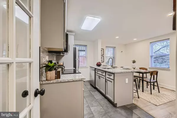 3200 WESTMONT AVE, Baltimore, MD 21216