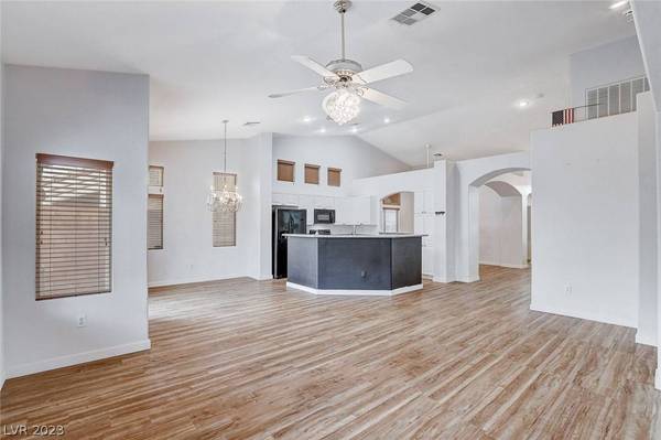 9754 Canyon Walk Avenue, Las Vegas, NV 89147