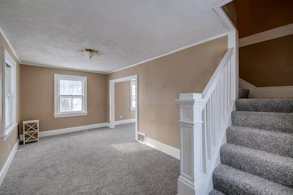 651 Clear AVE, Saint Paul, MN 55106