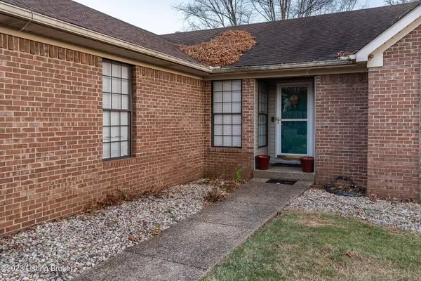 4314 Jeffers Dr, New Albany, IN 47150