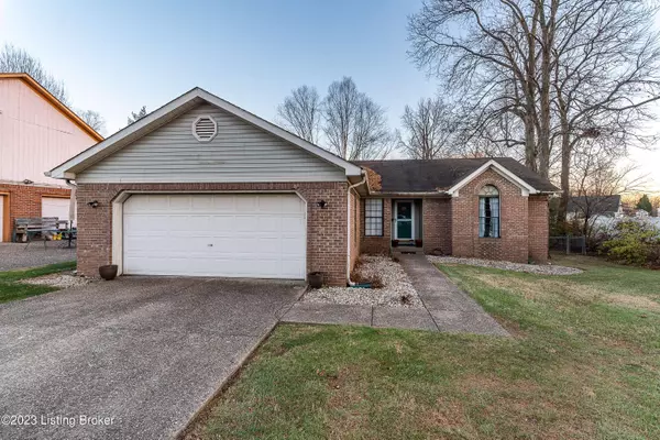 4314 Jeffers Dr, New Albany, IN 47150