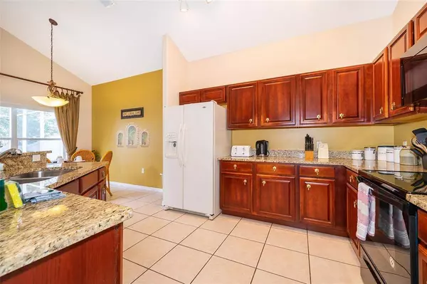 121 PURSLANE PASS, Davenport, FL 33897