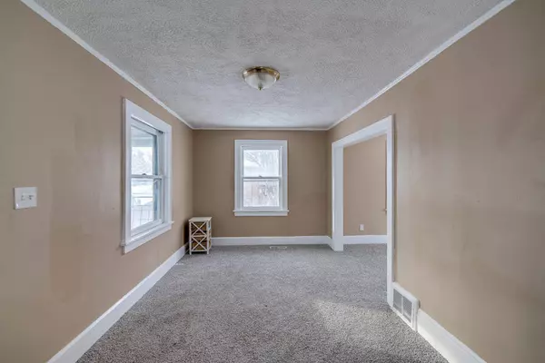 651 Clear AVE, Saint Paul, MN 55106