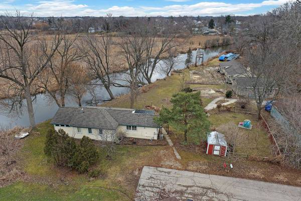 34983 N Hickory CT, Ingleside, IL 60041