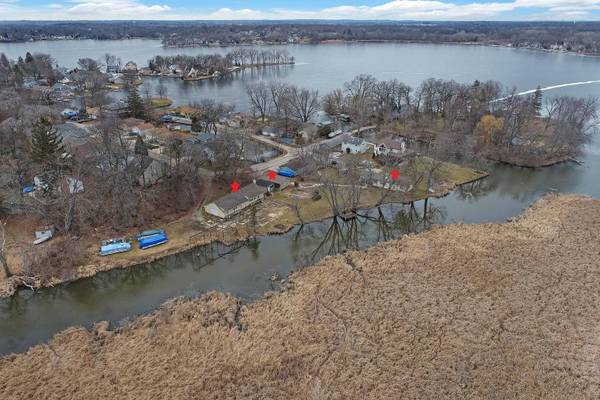 34983 N Hickory CT, Ingleside, IL 60041