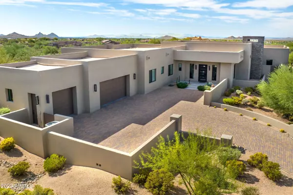 10389 E CELESTIAL Drive, Scottsdale, AZ 85262